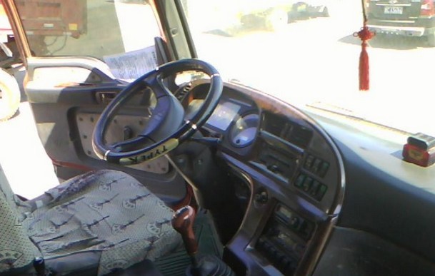 歐曼后八輪翻斗車一部出售