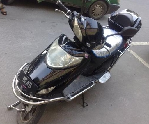 愛瑪踏板電動車低價(jià)出售