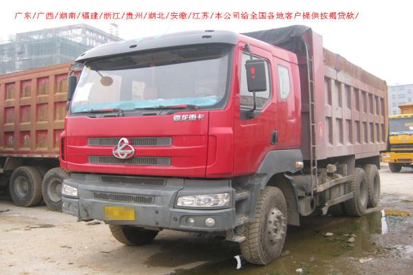 歐曼霸龍后八輪翻斗車(chē)340馬力