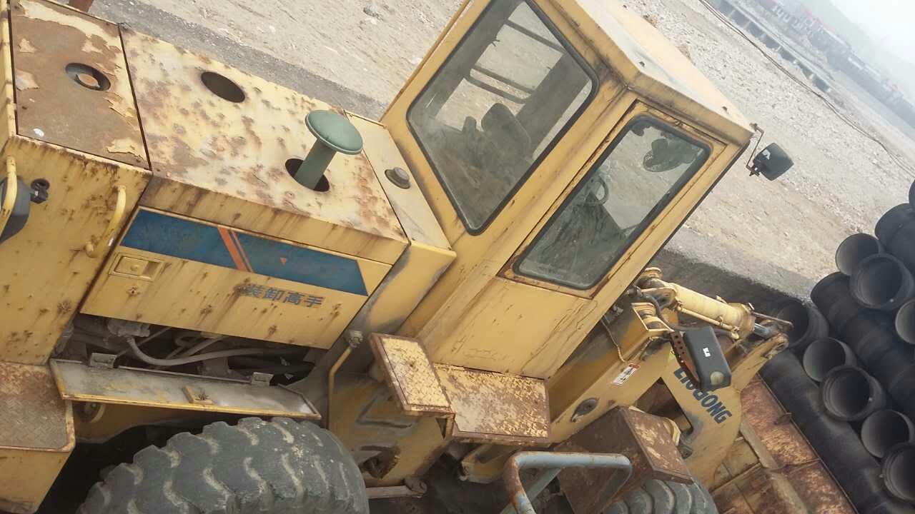 出售鏟車(chē)