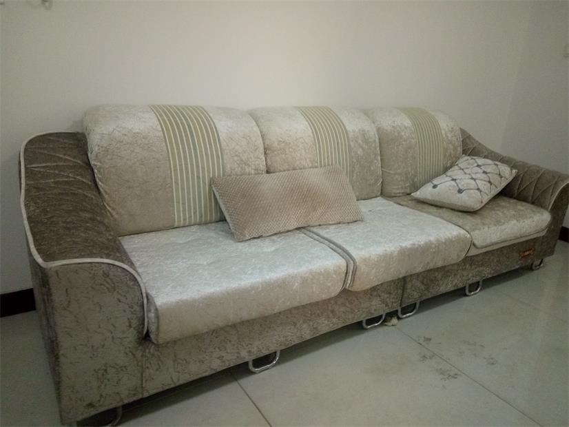 轉(zhuǎn)讓九成新家具