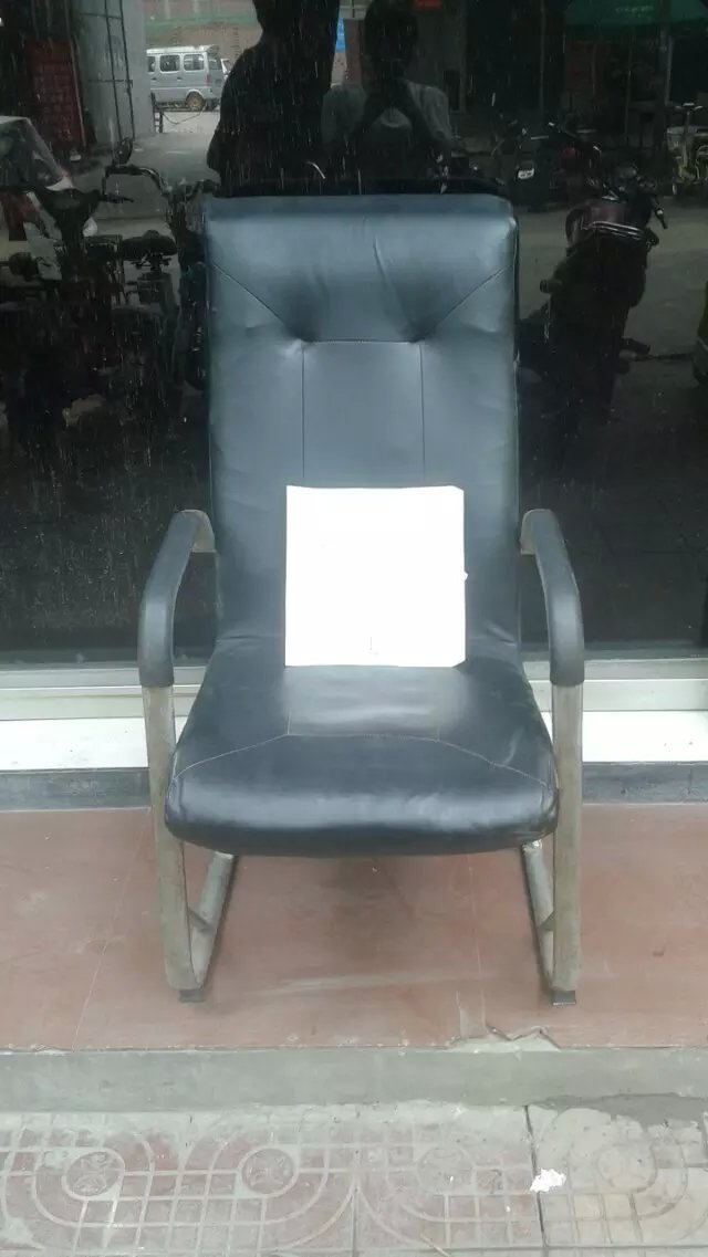 低價(jià)出售電腦椅