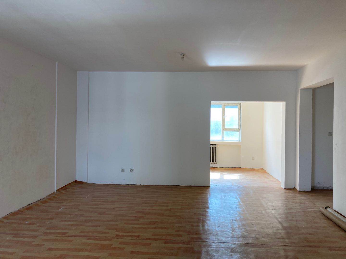 䰲V(chng)   ְl(f)y ϣ¡С^(q) 169ƽ 42d    mk Ժ(ni)ͣ܇(ch)