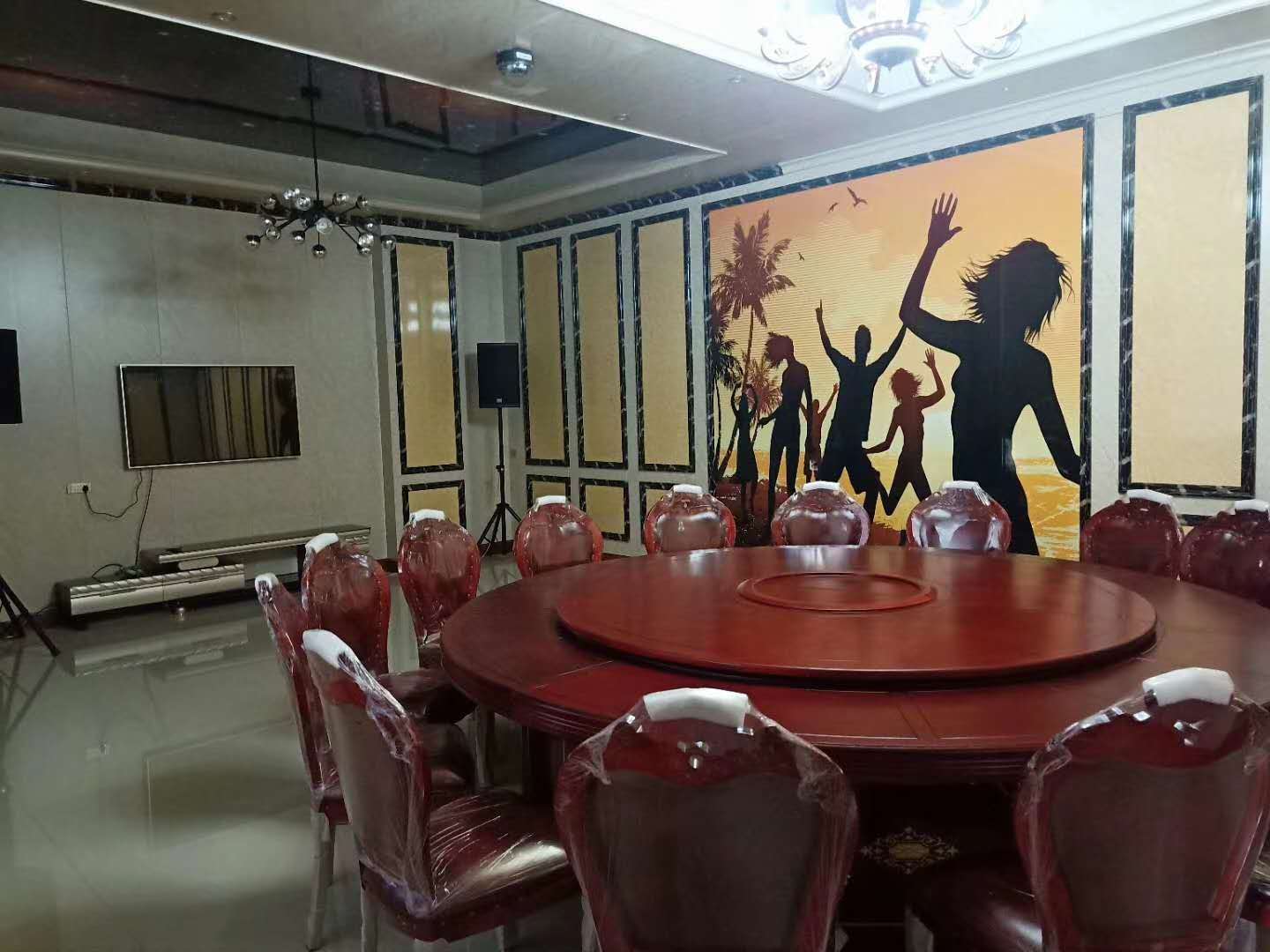 馬路邊800平米飯店出租,接手就能干